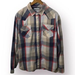 Levi’s Men’s Button-Down Western Style Long Sleeve Pearl Snap Button Shirt.